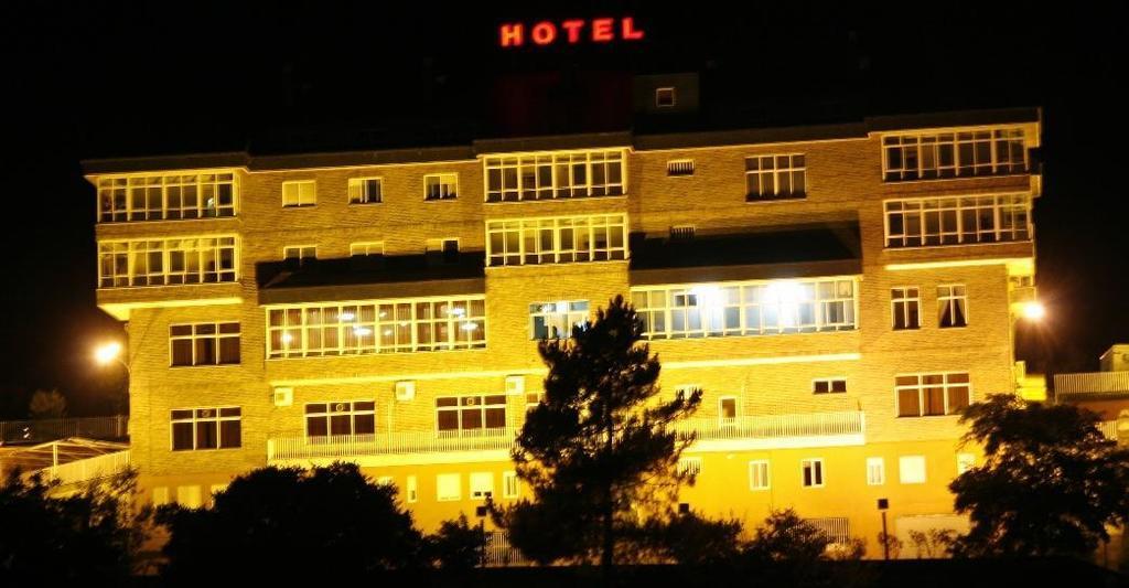 Hotel San Rosendo Ourense Extérieur photo